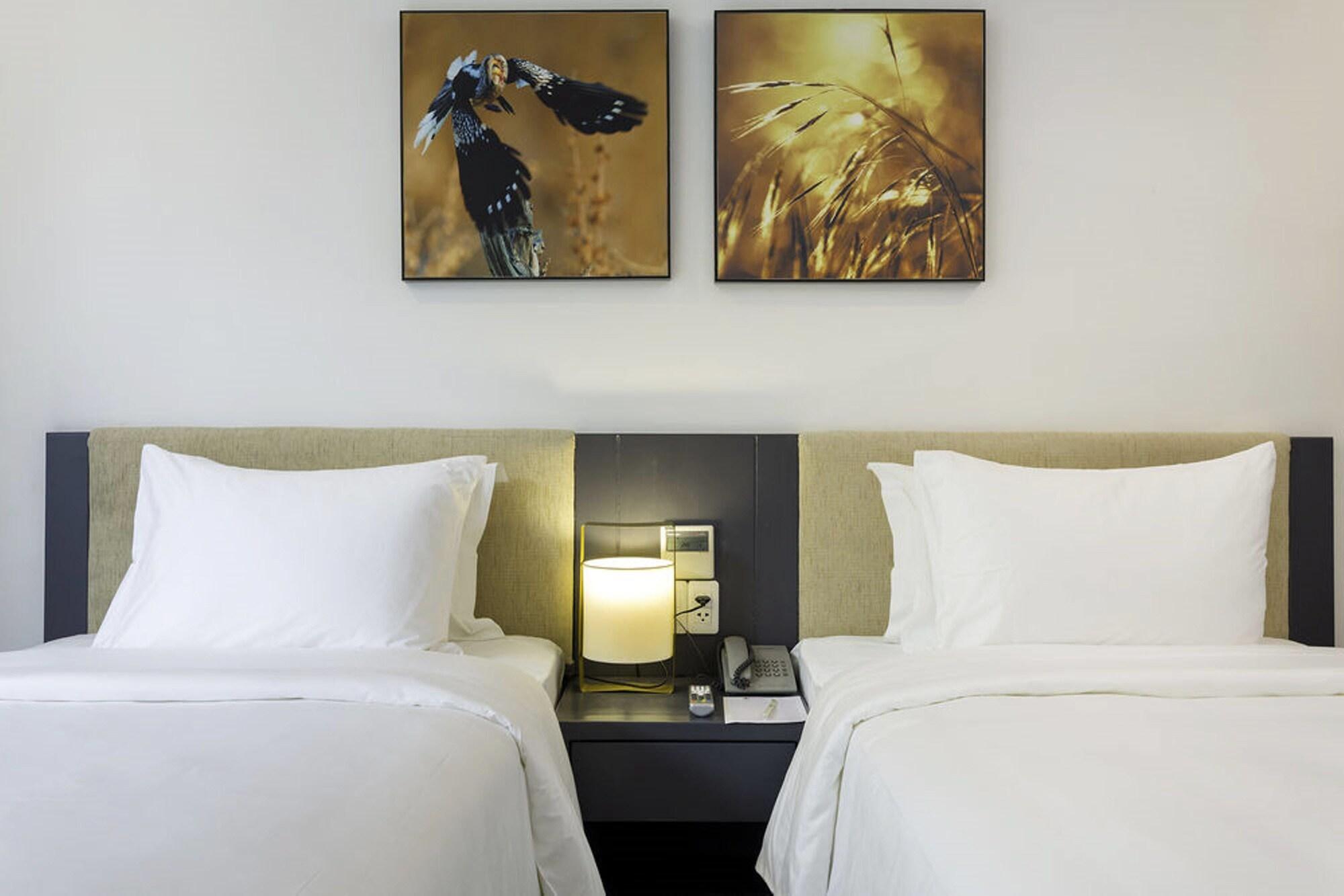 Calista Sai Gon Hotel Хошимин Екстериор снимка