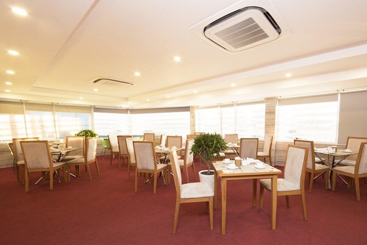 Calista Sai Gon Hotel Хошимин Екстериор снимка