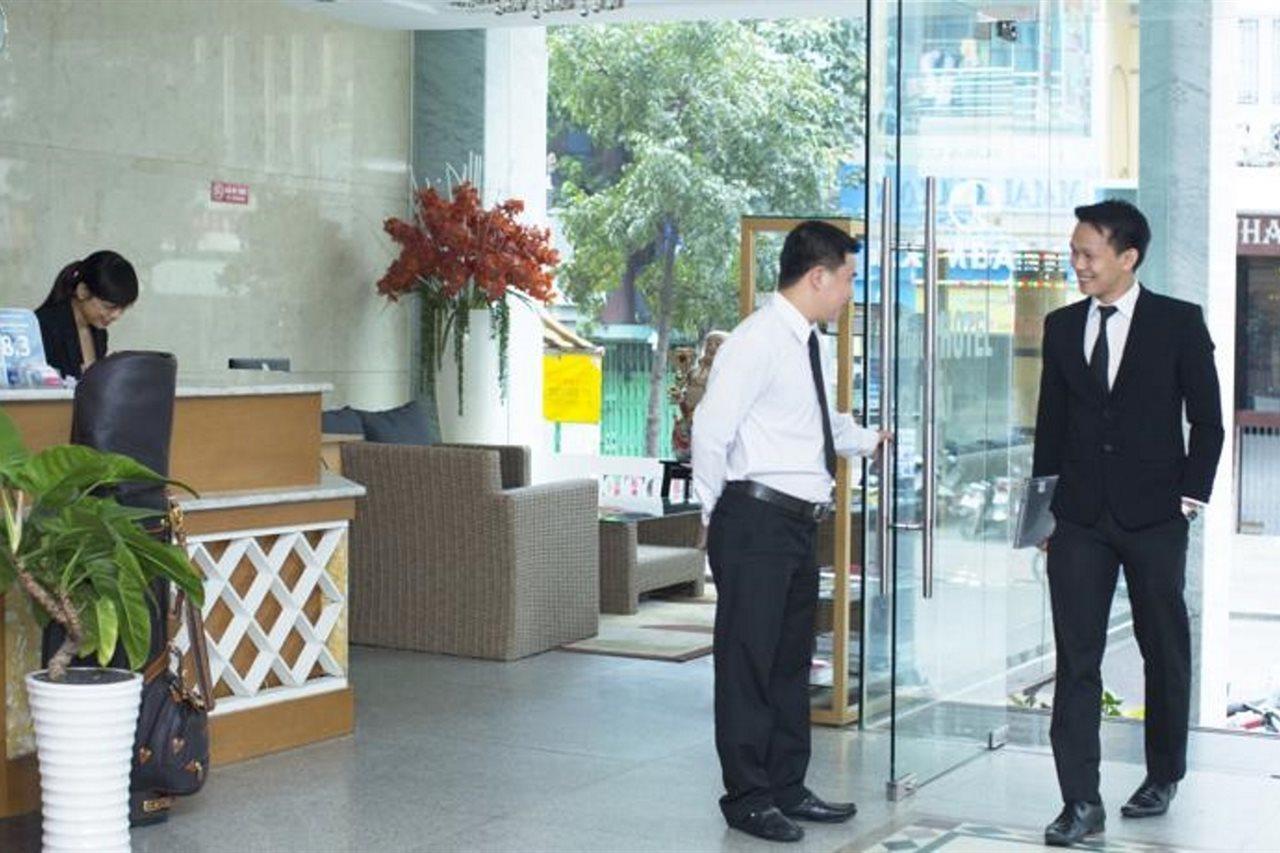 Calista Sai Gon Hotel Хошимин Екстериор снимка