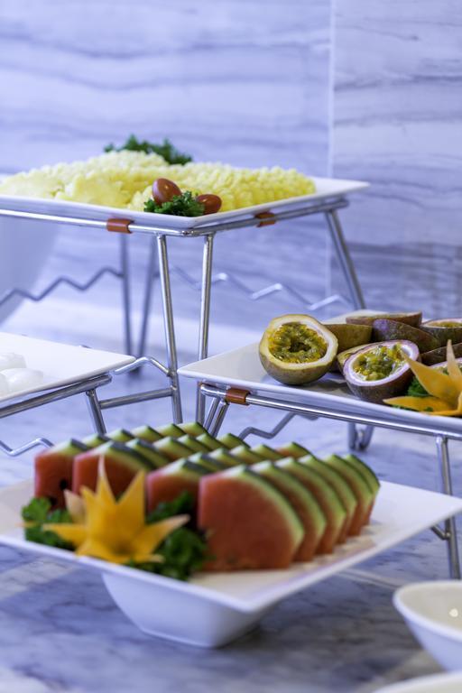 Calista Sai Gon Hotel Хошимин Екстериор снимка